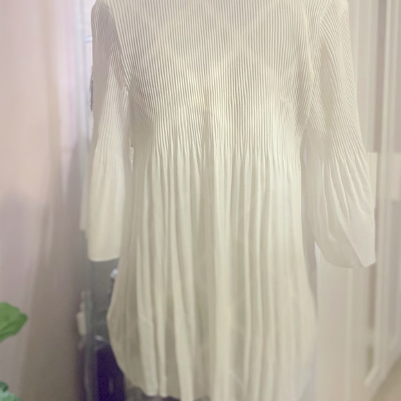 Aritzia Wilfred White Blouse - Picture 2 of 8